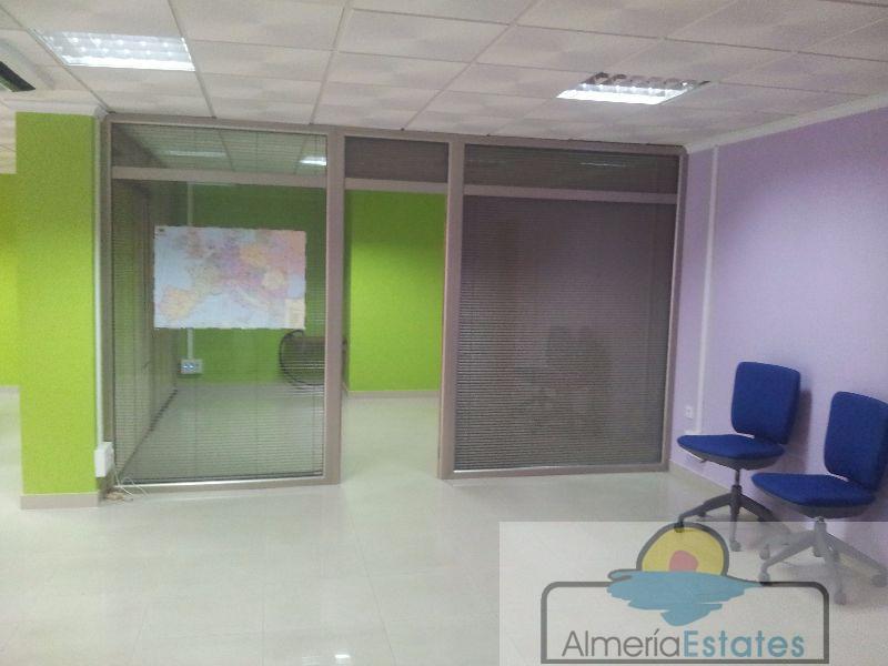 For rent of commercial in Vélez-Rubio