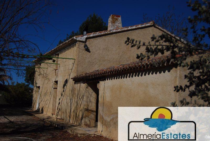 For sale of rural property in Vélez-Rubio