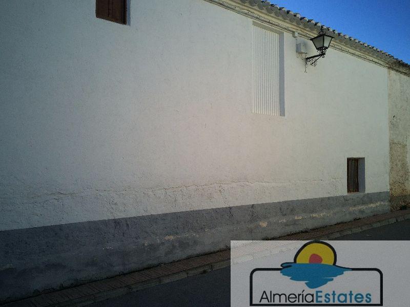 For sale of house in Chirivel