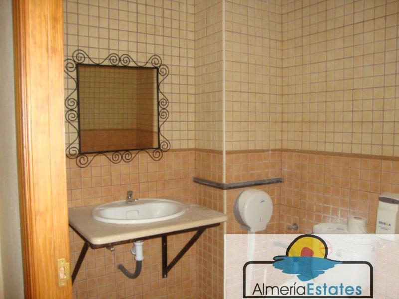 For rent of commercial in Albox