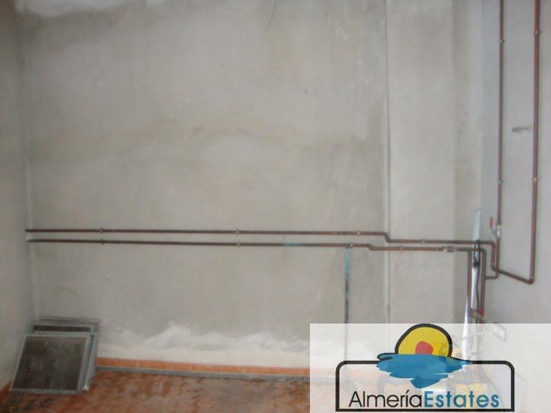 For rent of commercial in Albox