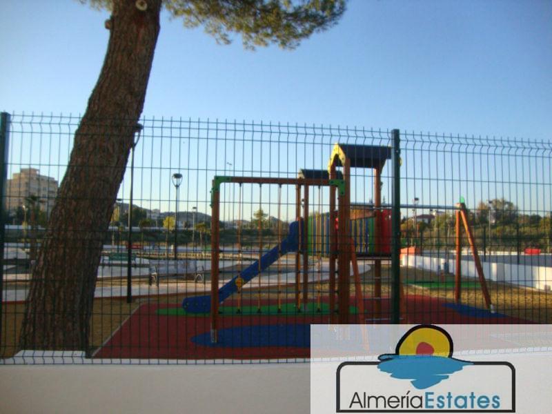For rent of commercial in Albox
