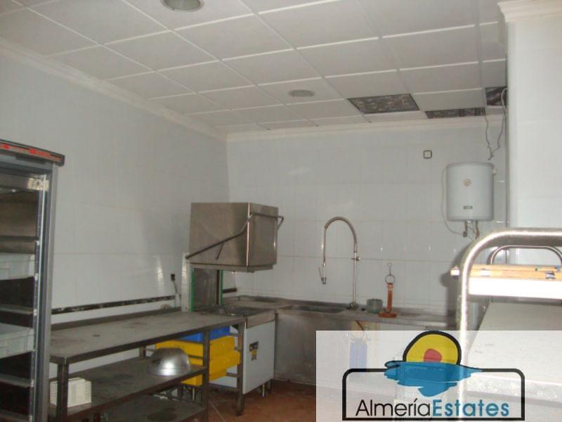 Alquiler de local comercial en Albox