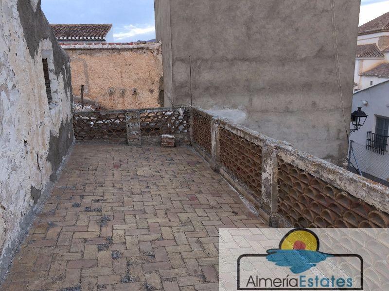 For sale of house in Vélez-Rubio