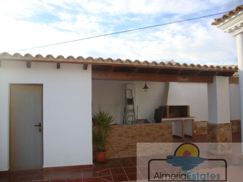 Venta de villa en Albox