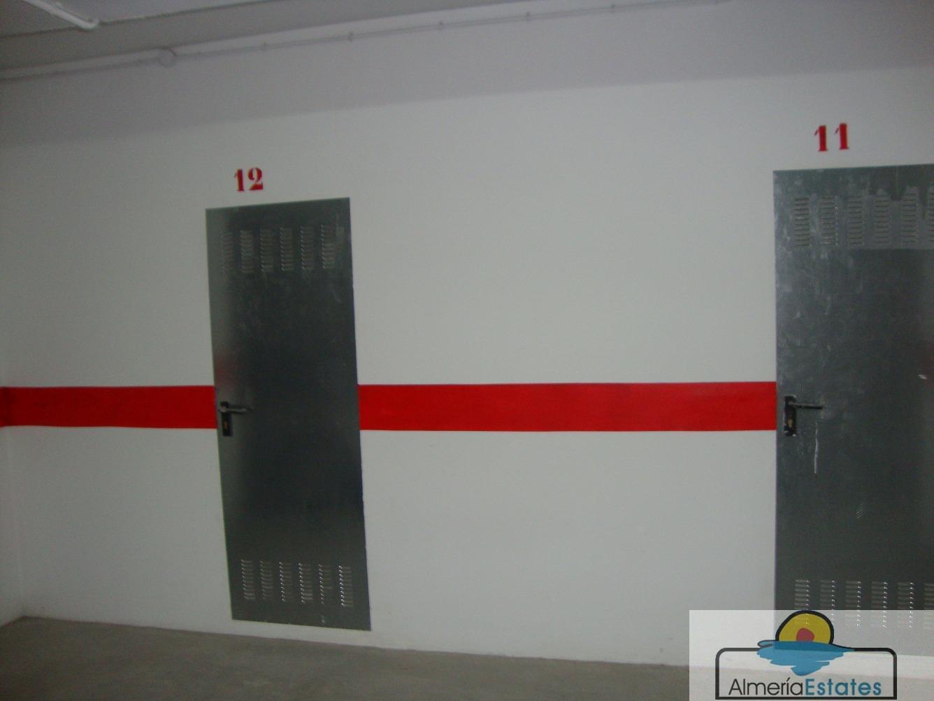 For rent of garage in Albox