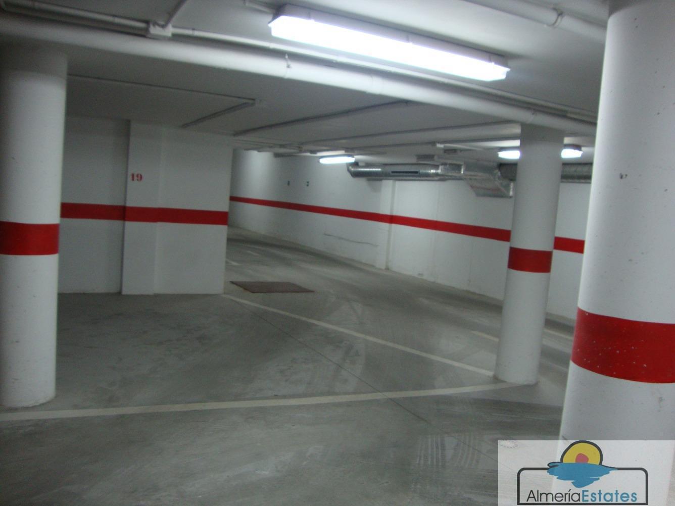 For rent of garage in Albox