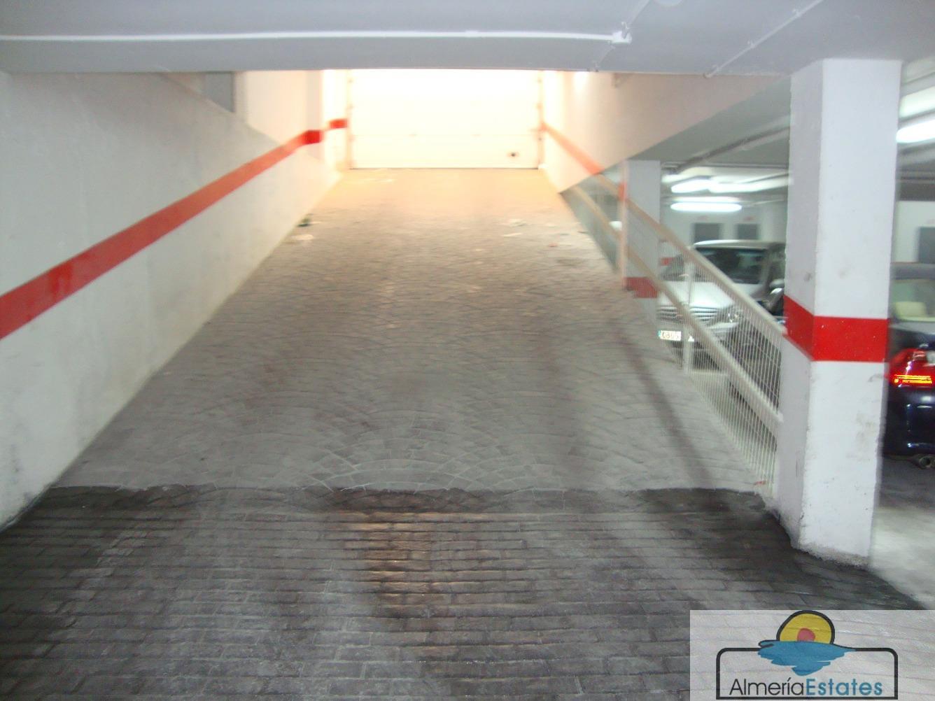 For rent of garage in Albox