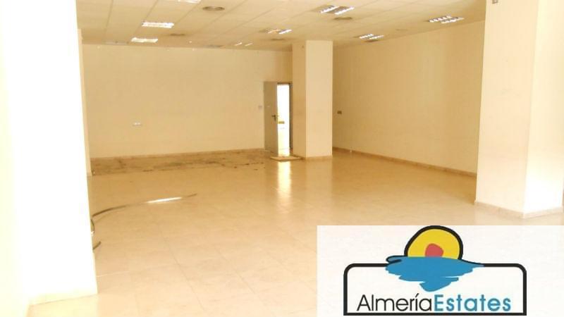 Alquiler de local comercial en Albox