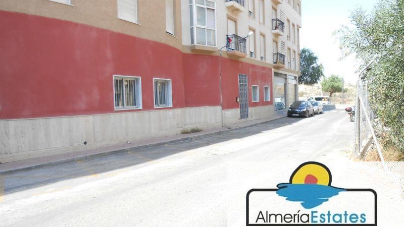 Alquiler de local comercial en Albox
