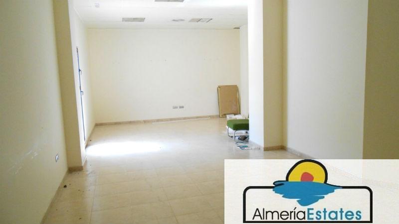 Alquiler de local comercial en Albox