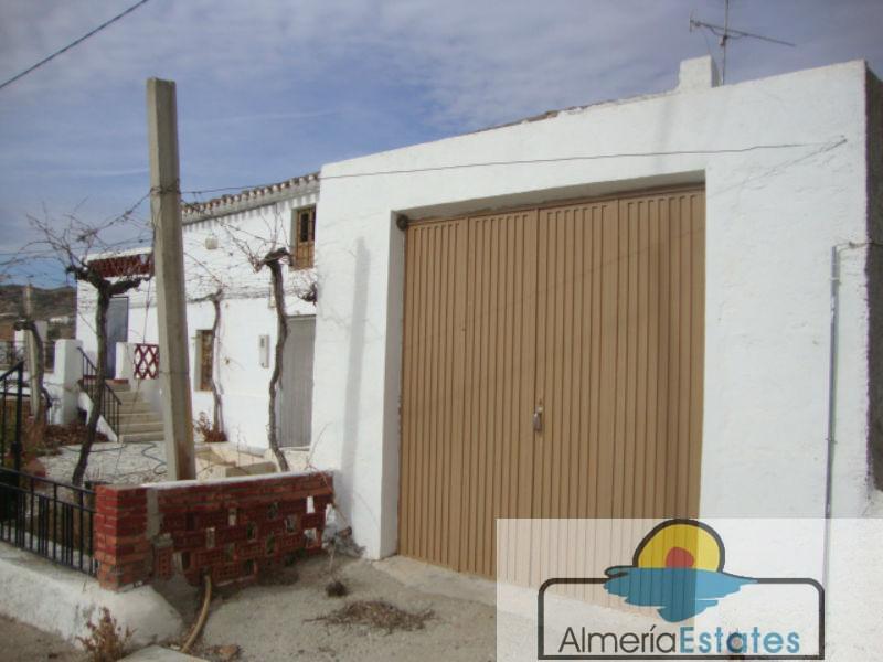 Venta de villa en Oria