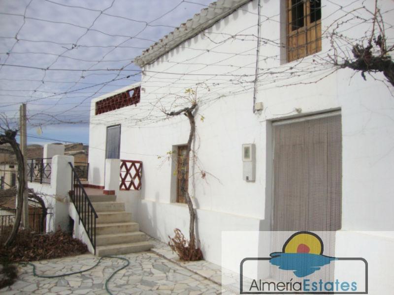 Venta de villa en Oria