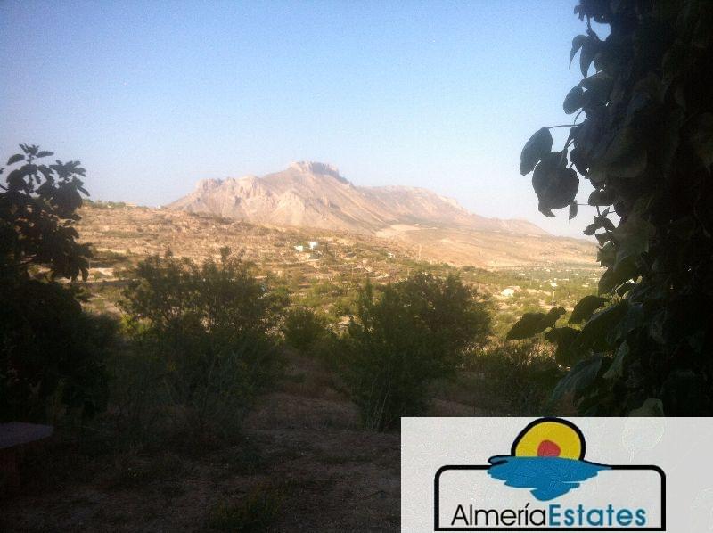 Venta de chalet en Vélez-Blanco