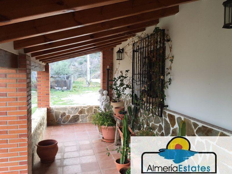 Venta de chalet en Vélez-Blanco
