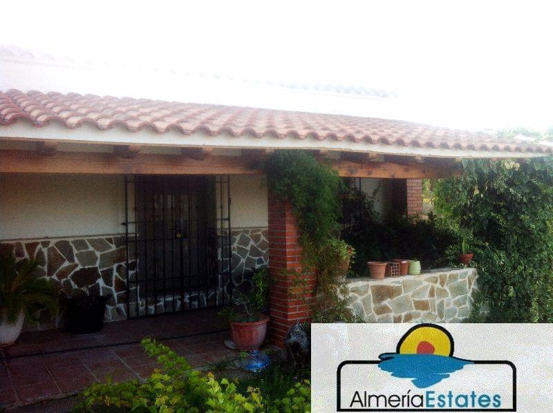 Venta de chalet en Vélez-Blanco