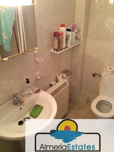 For sale of flat in Vélez-Rubio