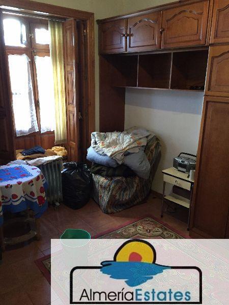 For sale of flat in Vélez-Rubio