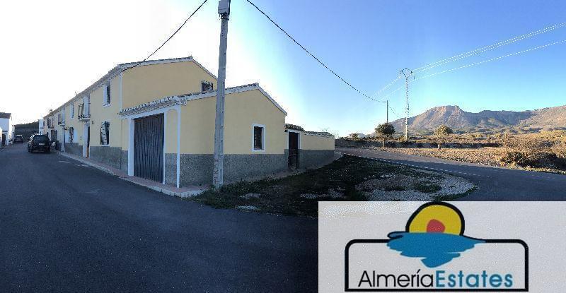 Venta de casa en Vélez-Blanco