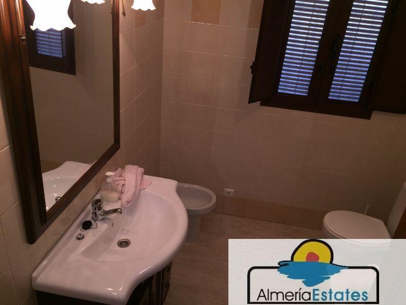 Venta de casa en Vélez-Blanco