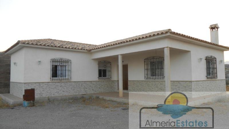 Venta de villa en Taberno