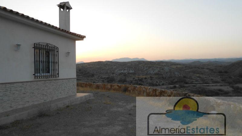 For rent of villa in Taberno