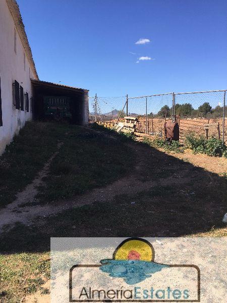 Venta de casa en Vélez-Rubio