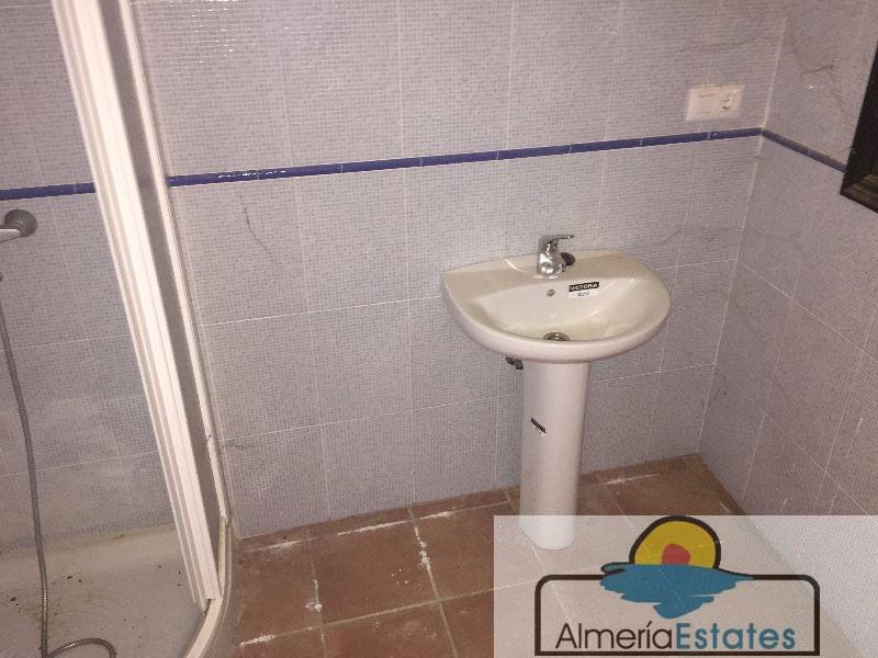 Venta de casa en Vélez-Rubio