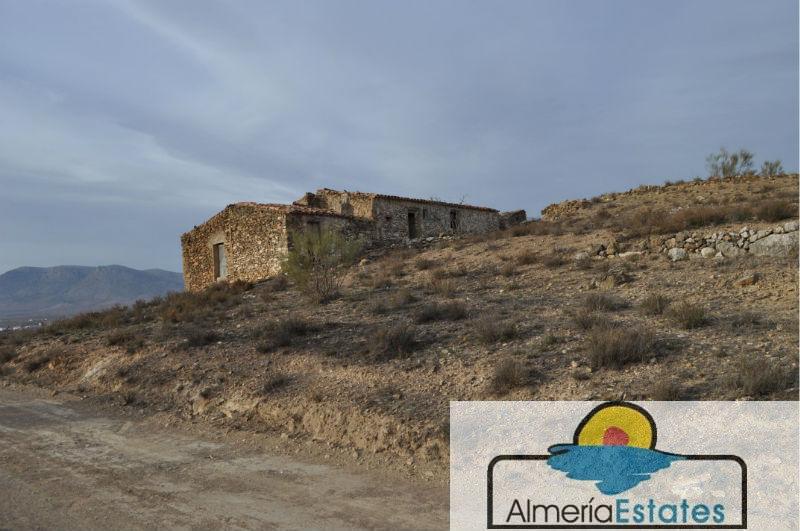 Venta de villa en Chirivel