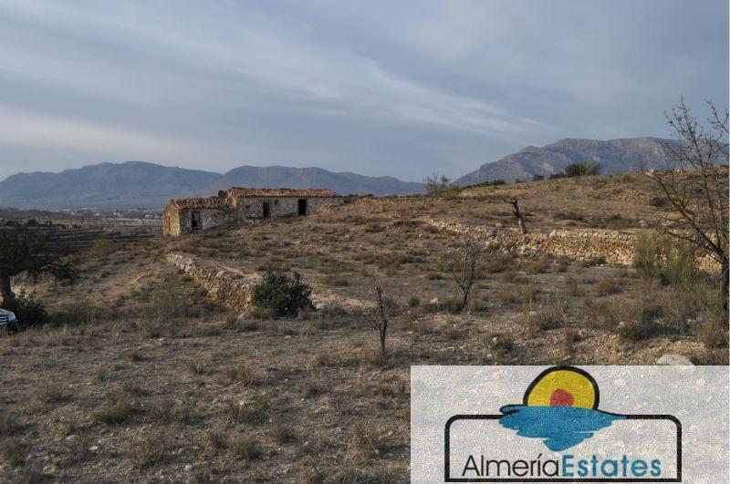 Venta de villa en Chirivel