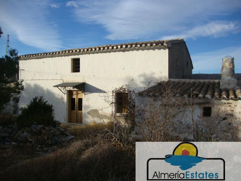For sale of villa in Arboleas