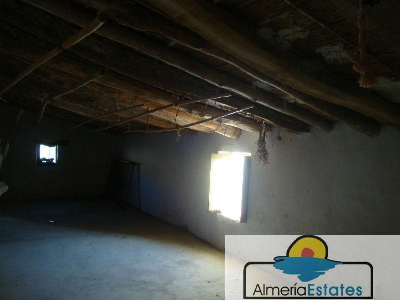 For sale of villa in Arboleas
