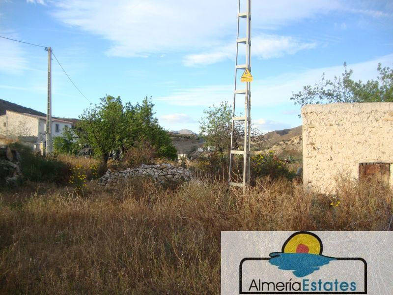 For sale of villa in Arboleas