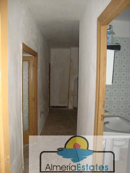 For sale of house in Albánchez