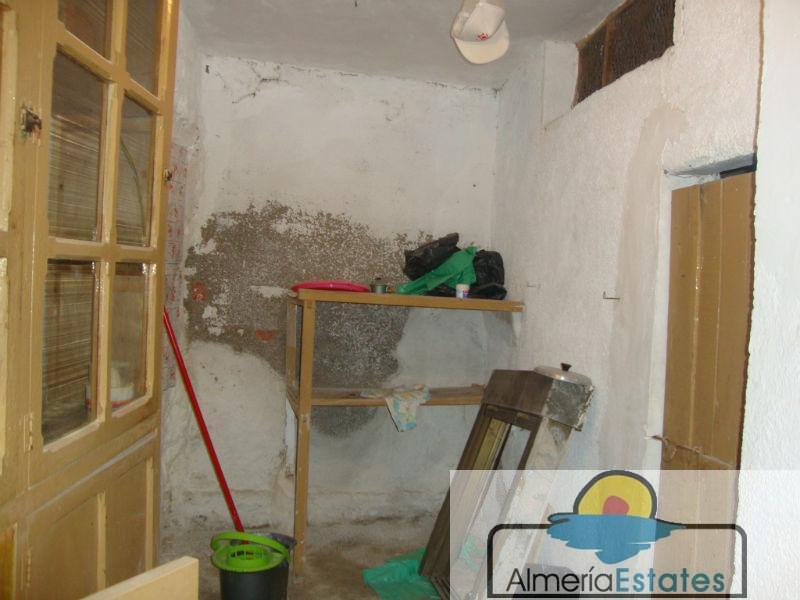 For sale of house in Albánchez