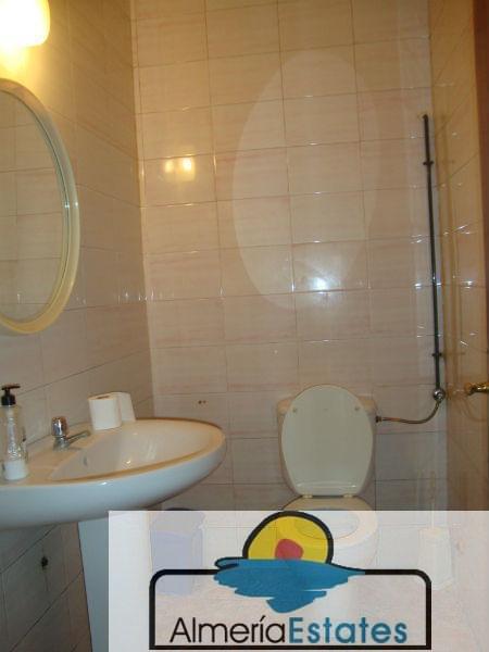 Venta de local comercial en Cantoria