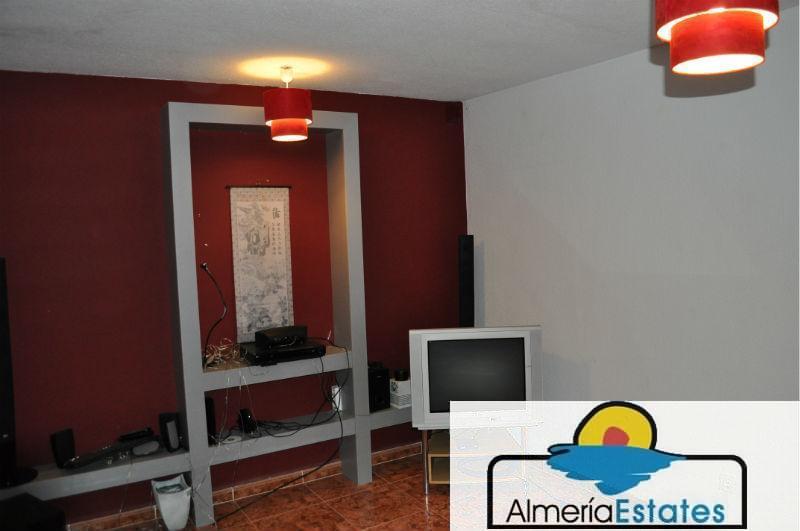 For sale of house in Zurgena
