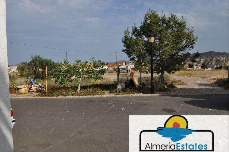 For sale of house in Zurgena