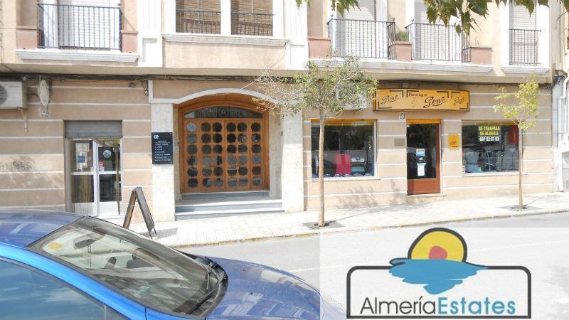 Alquiler de local comercial en Albox