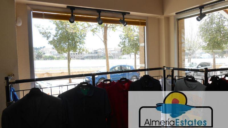 Alquiler de local comercial en Albox