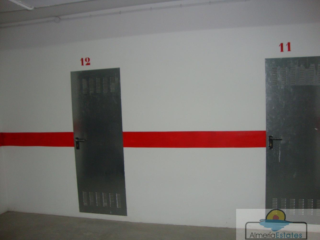 For sale of garage in Albox