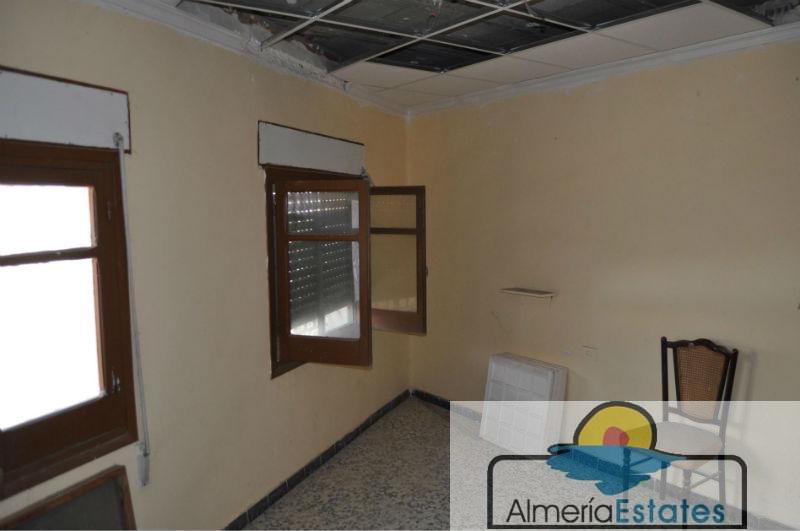 For sale of house in Albox