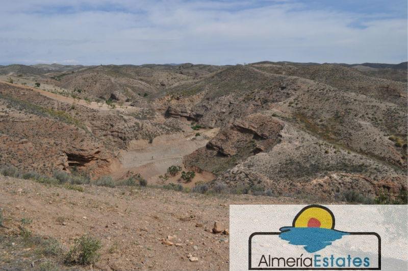 For sale of rural property in Taberno