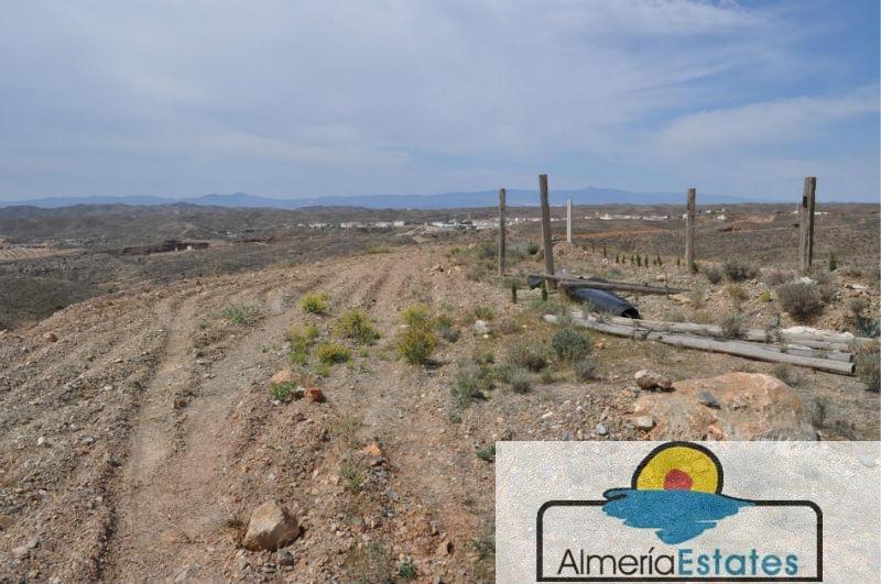 For sale of rural property in Taberno