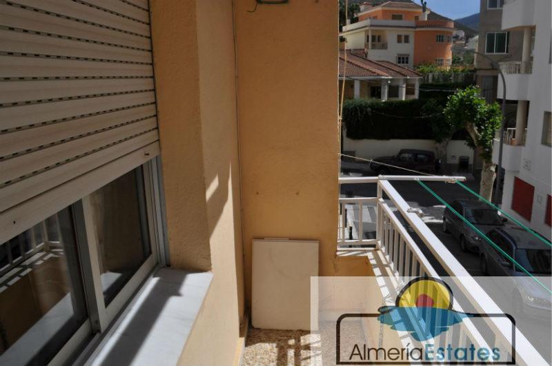 For sale of flat in Macael