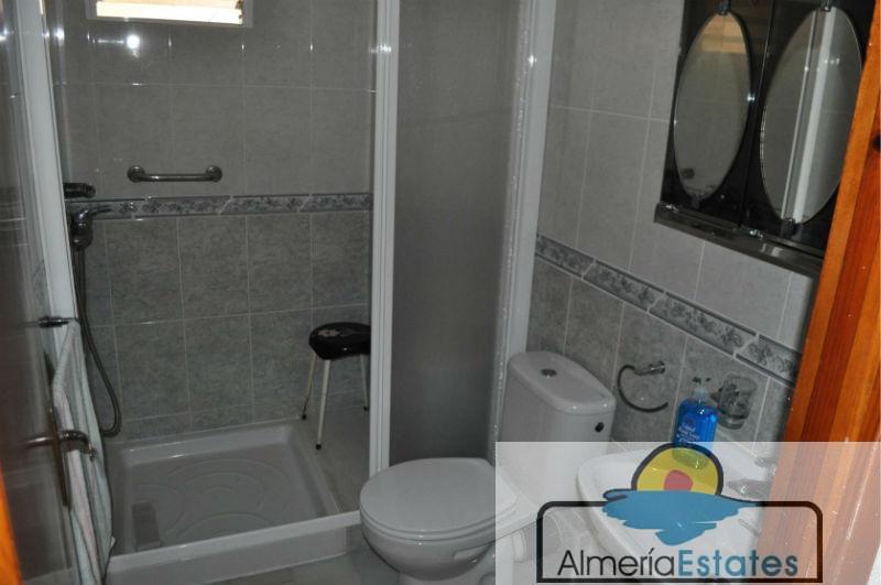 For sale of flat in Macael