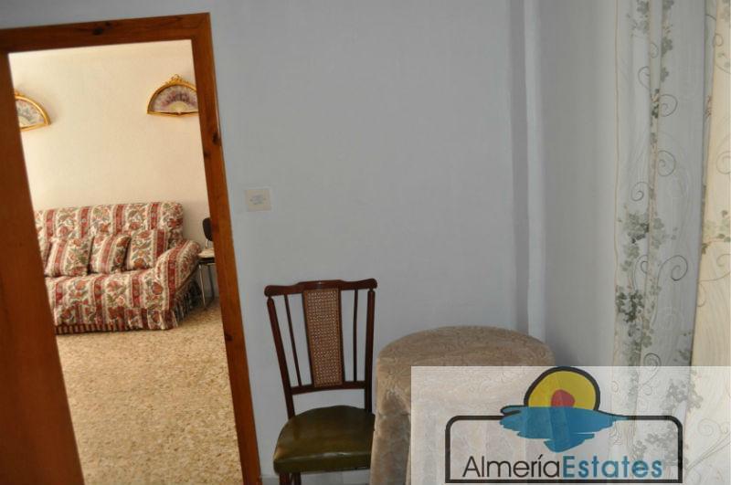 For sale of flat in Macael