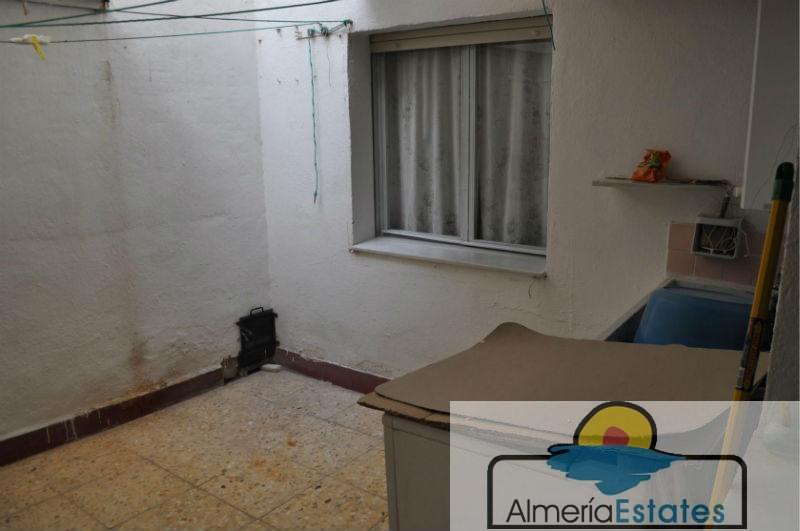For sale of flat in Macael