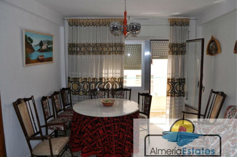 For sale of flat in Macael