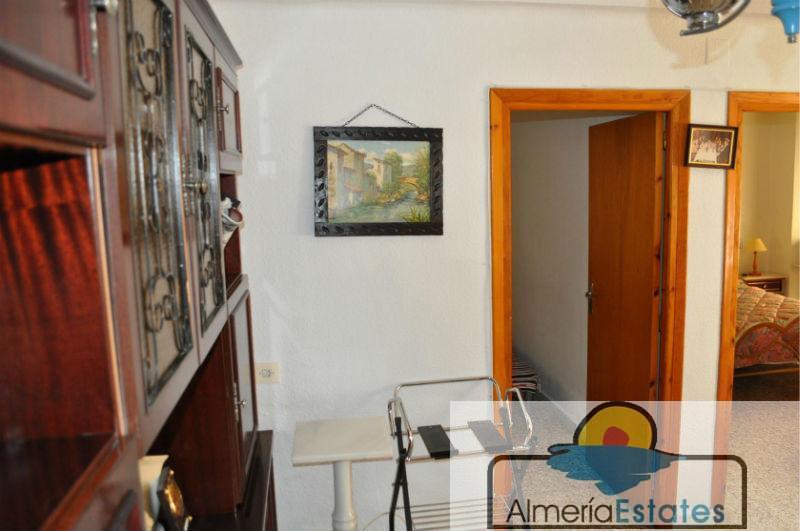 For sale of flat in Macael